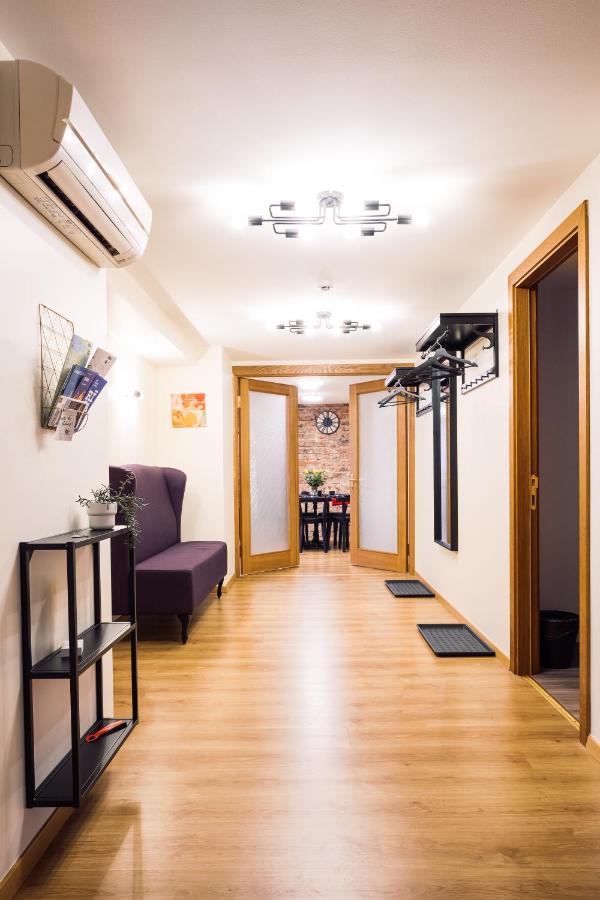 Rothko Apartment/8 Guests/4Bedrooms/Riga Old Town Exterior foto