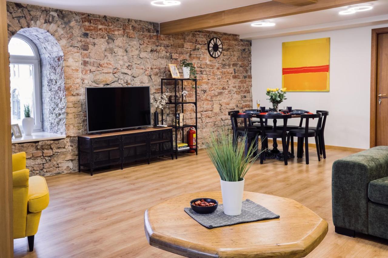 Rothko Apartment/8 Guests/4Bedrooms/Riga Old Town Exterior foto